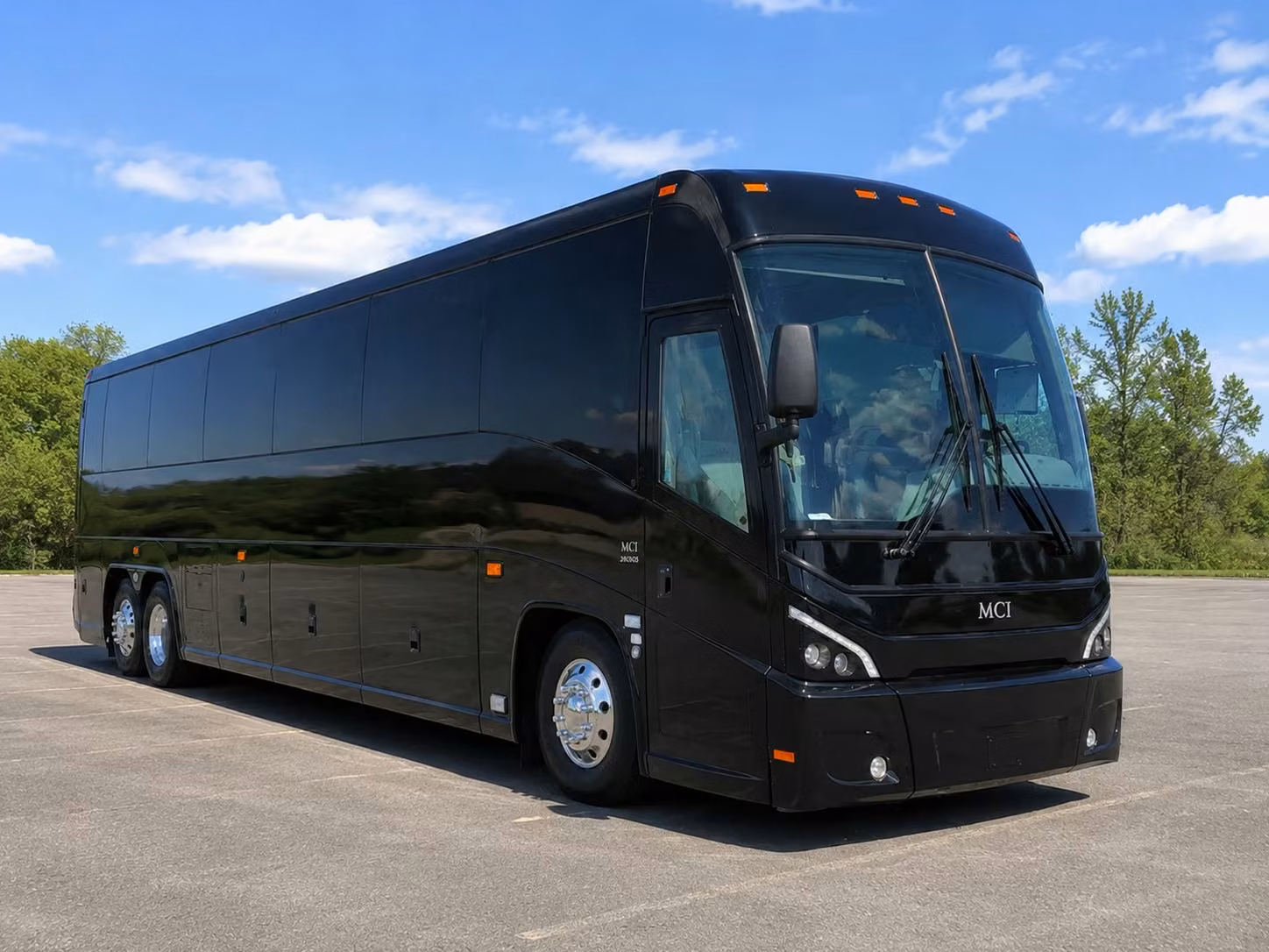 charter bus rentals for long distance concert travel from savannah