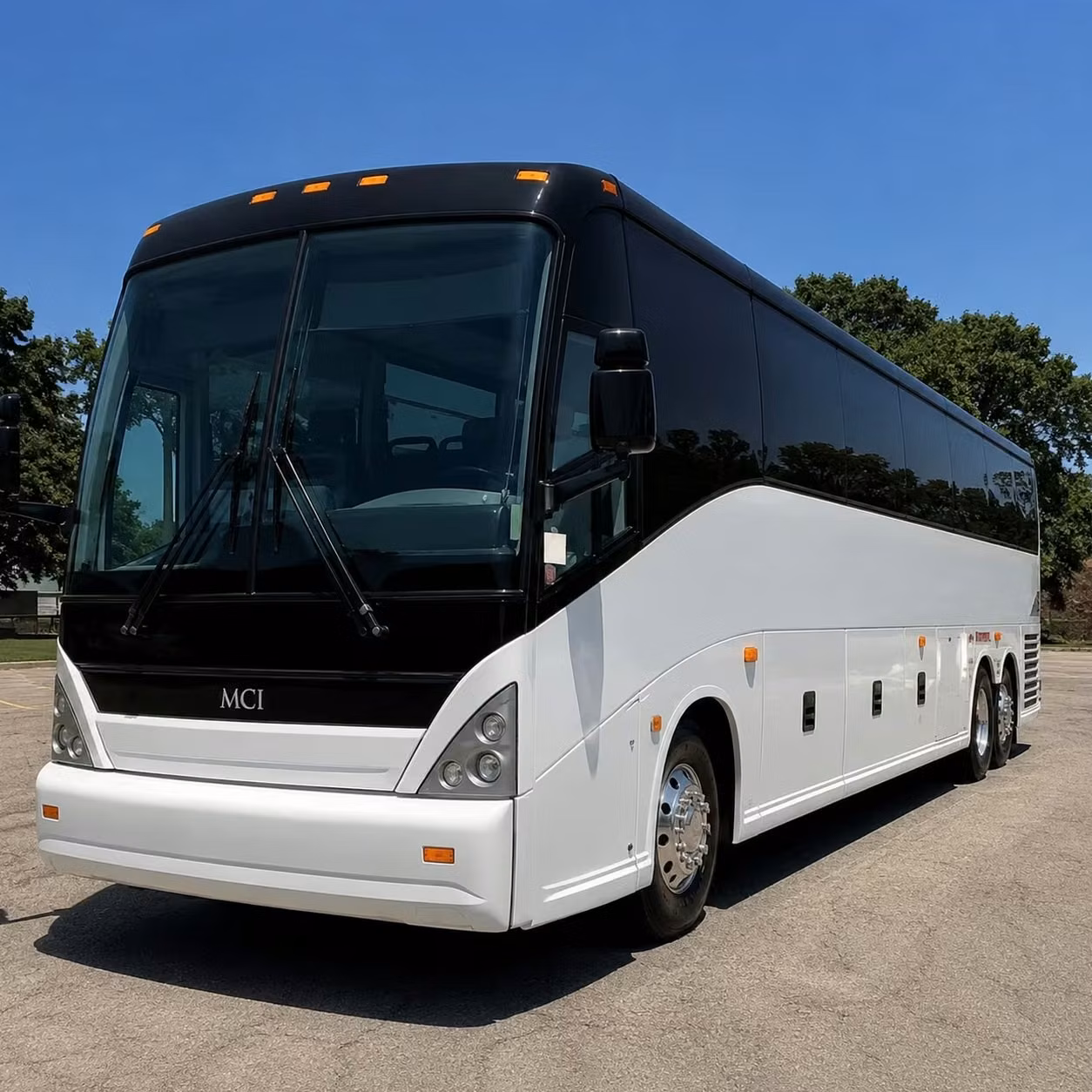 group hotel shuttles between sav and savannah s most popular stays