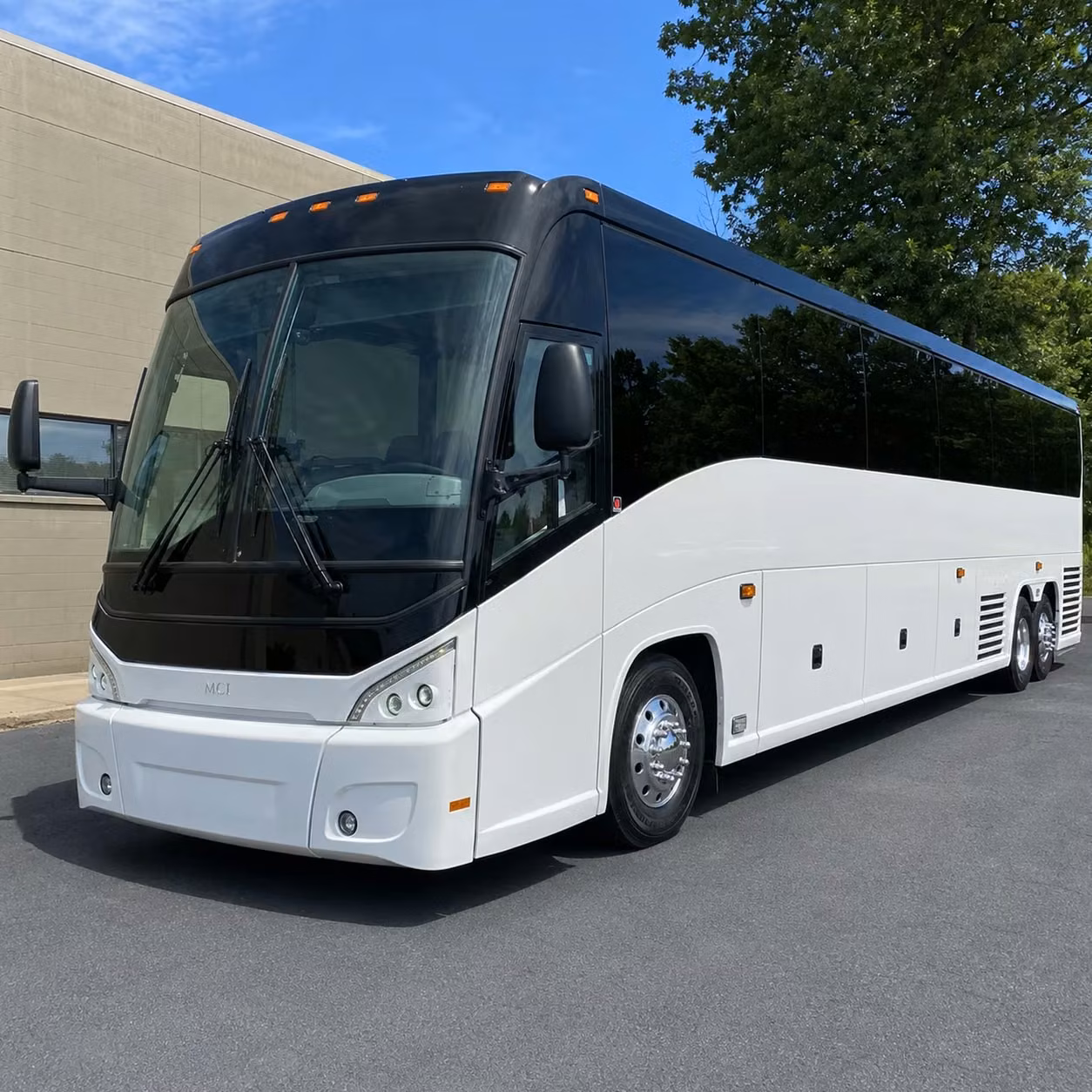 long distance corporate charter bus rentals from savannah
