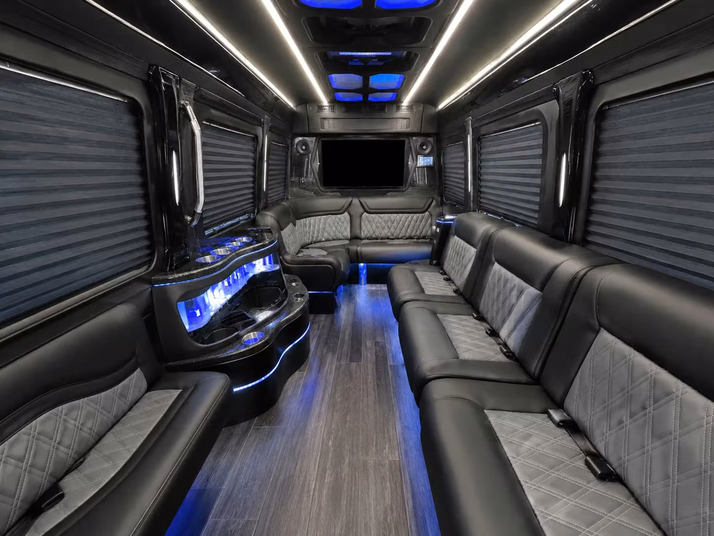 pre prom and after prom transportation in savannah that runs on your schedule