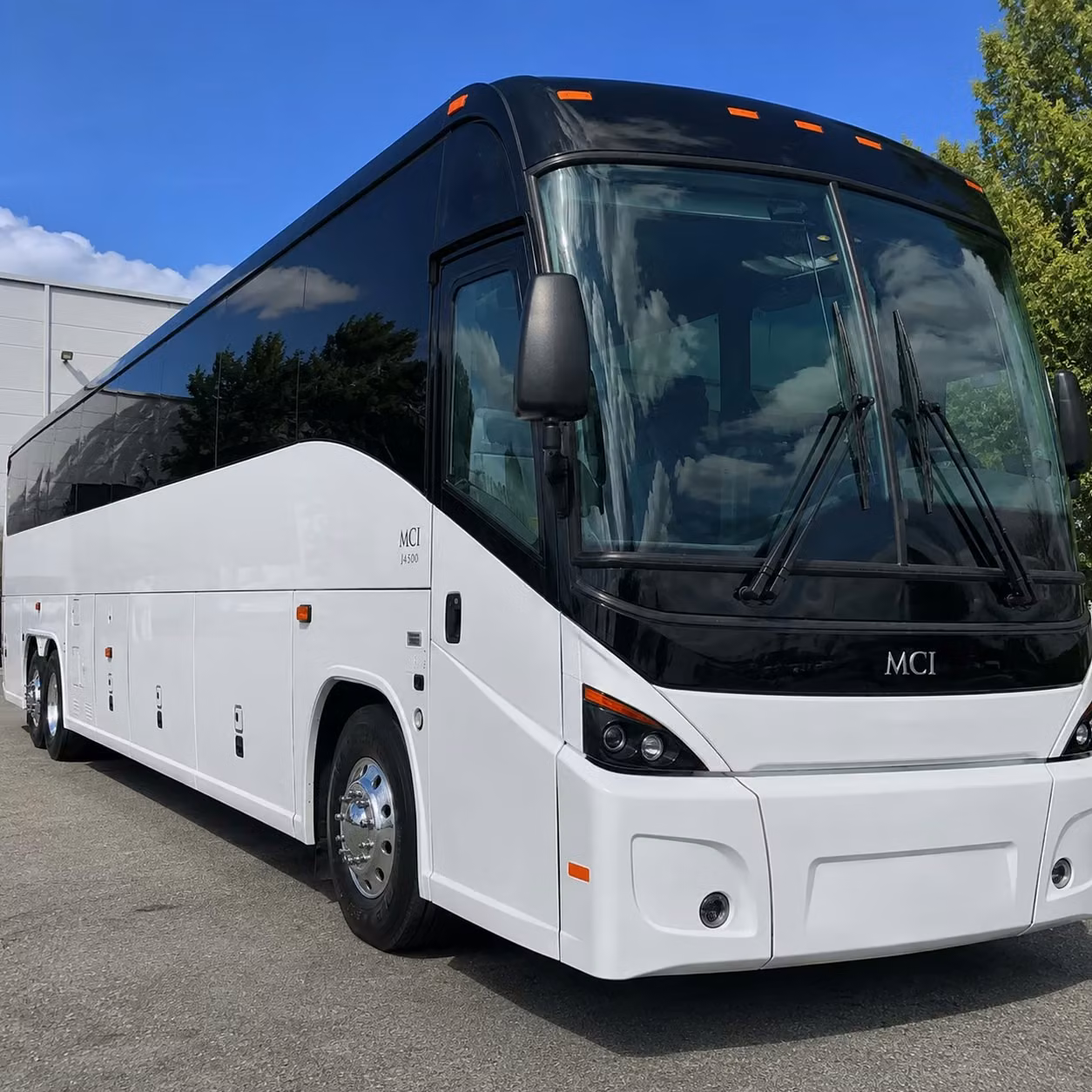 shuttle your team between savannah s port facilities and off site parking without the headache